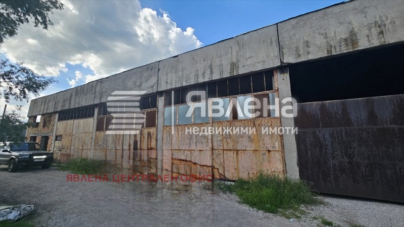 Продава СКЛАД, с. Алдомировци, област София област, снимка 2 - Складове - 53329803