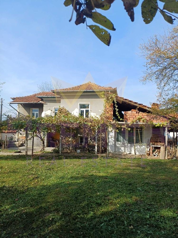 Продава КЪЩА, град София, Кремиковци • 272650 € • 21821768 — Holmes.bg
