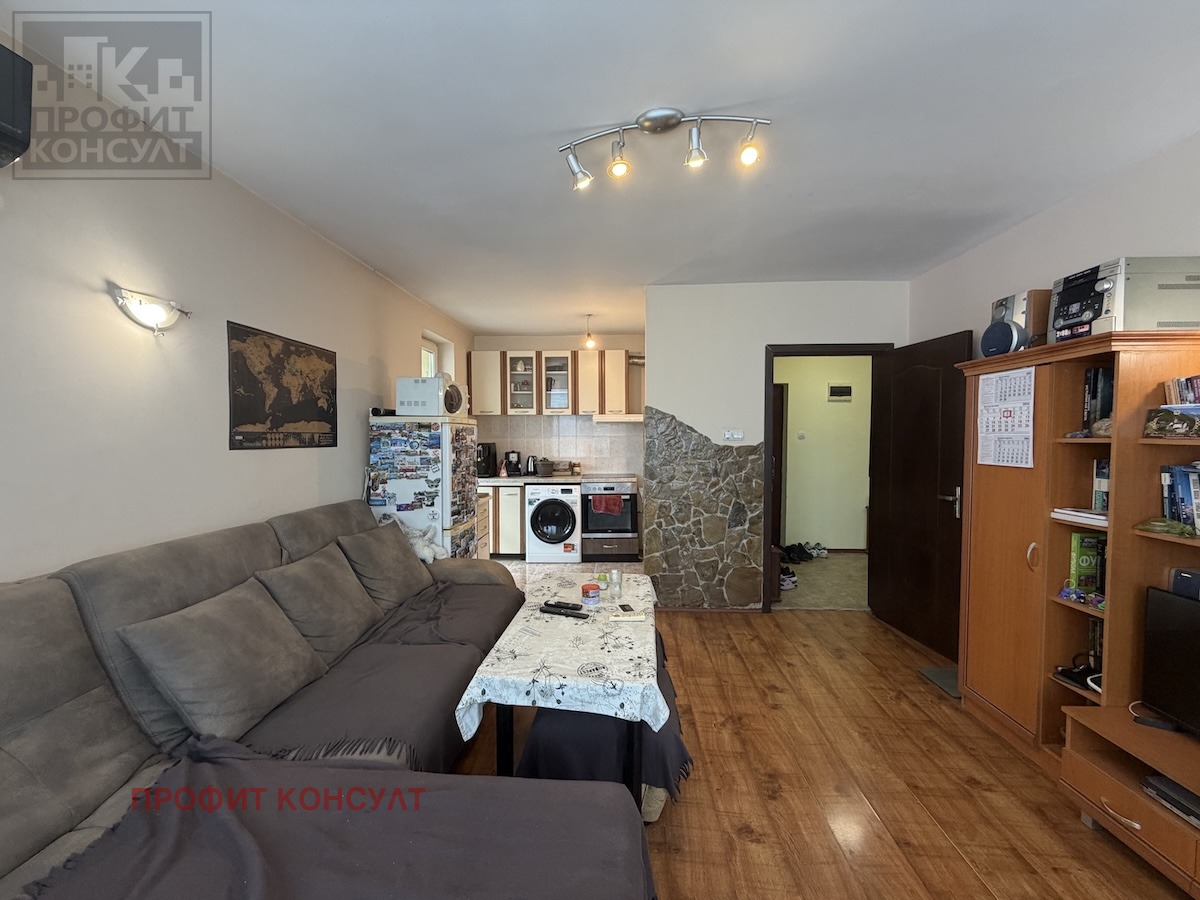 Продава 2-СТАЕН, гр. Велико Търново, Колю Фичето, снимка 3 - Апартаменти - 55142683