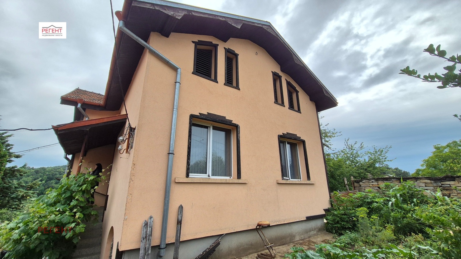 Продава КЪЩА, с. Орловци, област Габрово, снимка 2 - Къщи - 46820206