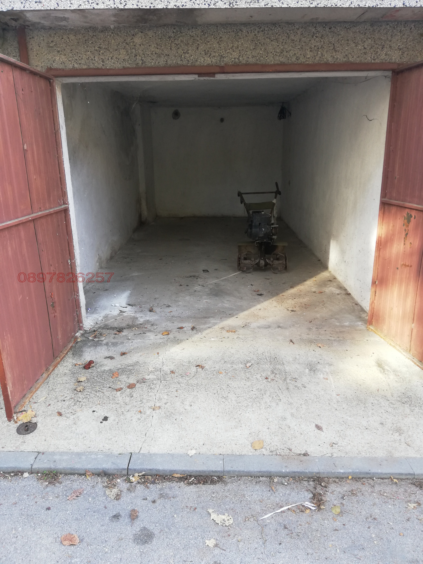 Продава ГАРАЖ, ПАРКОМЯСТО, гр. Габрово, Център