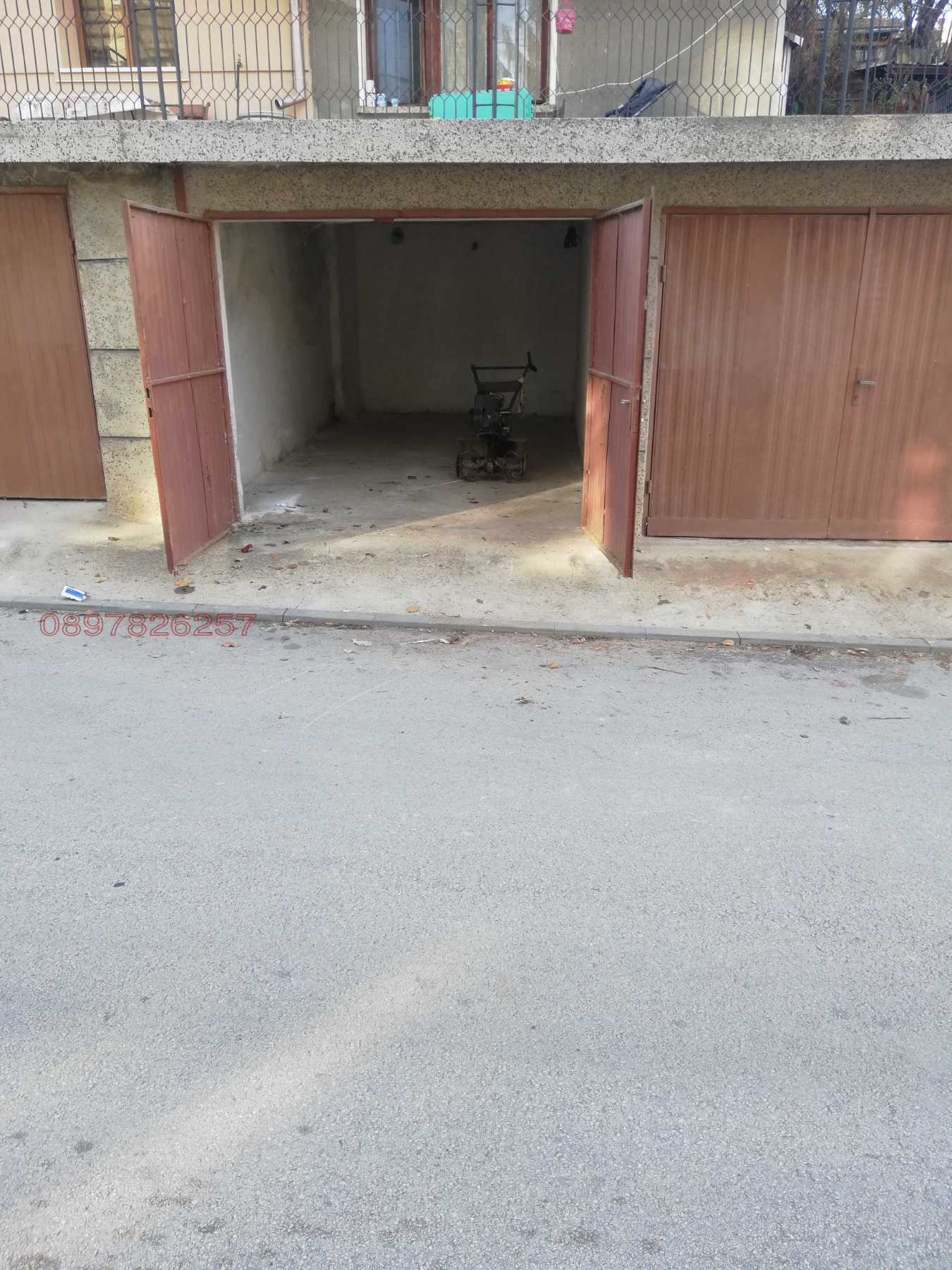 Продава ГАРАЖ, ПАРКОМЯСТО, гр. Габрово, Център, снимка 2 - Гаражи и паркоместа - 54334314