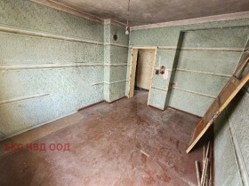 1 chambre Kyutchouk Parij, Plovdiv 3