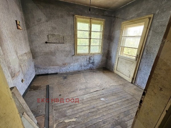 For Sale  1 bedroom Plovdiv , Kyuchuk Parizh , 65 sq.m | 17398988 - image [2]