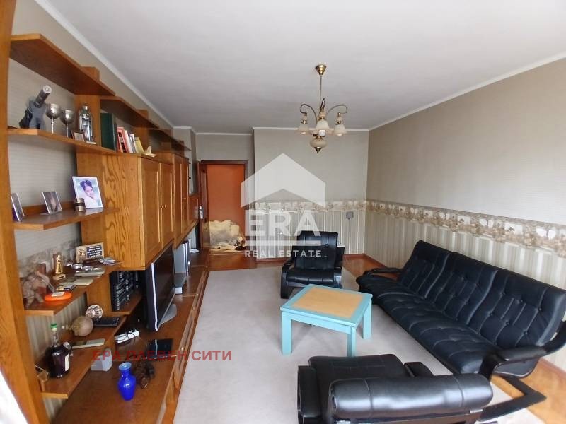 Продава 3-СТАЕН, гр. Плевен, Широк център, снимка 5 - Апартаменти - 53186705