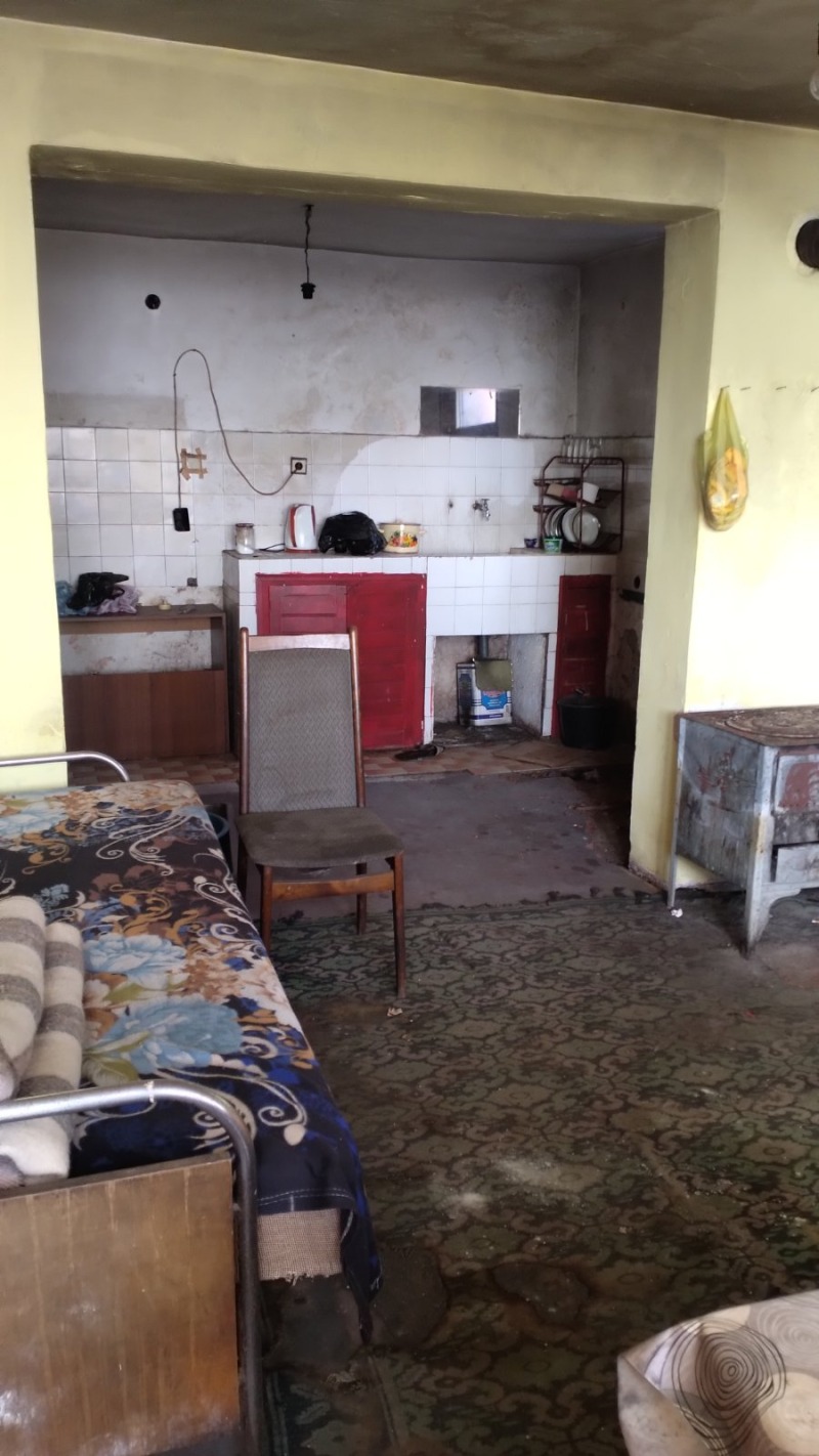 Продава КЪЩА, гр. Кочериново, област Кюстендил, снимка 2 - Къщи - 52822638