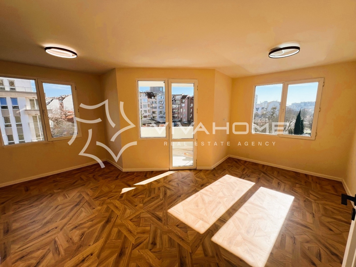 Продава 2-СТАЕН, гр. Варна, Колхозен пазар