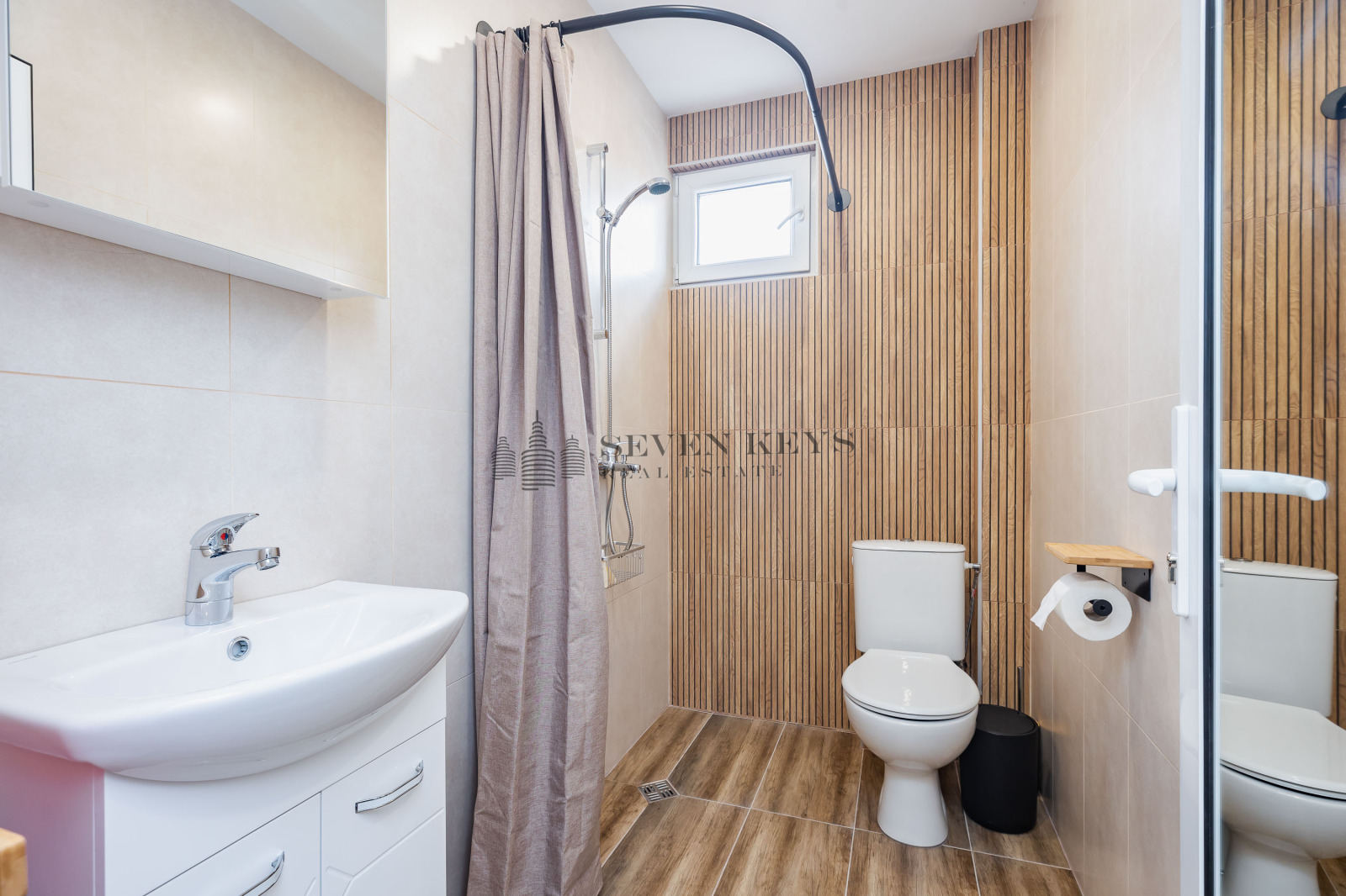 Продава 3-СТАЕН, гр. Варна, Конфуто, снимка 15 - Апартаменти - 53768739