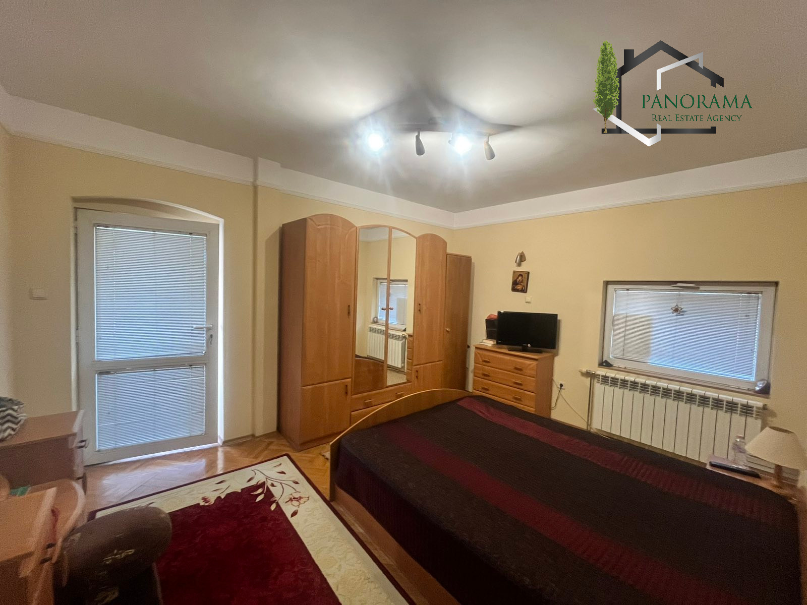 Продава ЕТАЖ ОТ КЪЩА, гр. Шумен, Военно училище, снимка 2 - Етаж от къща - 54201363