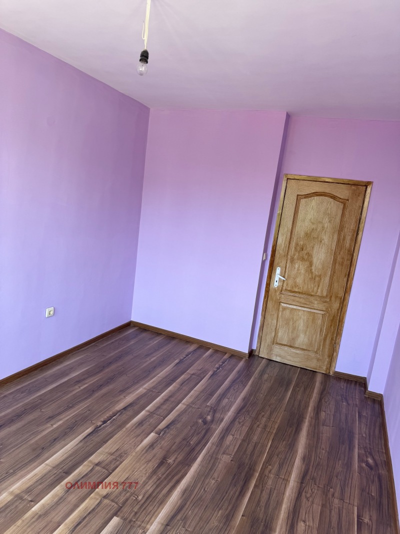 Продава  3-стаен град Плевен , Идеален център , 90 кв.м | 82553762 - изображение [2]
