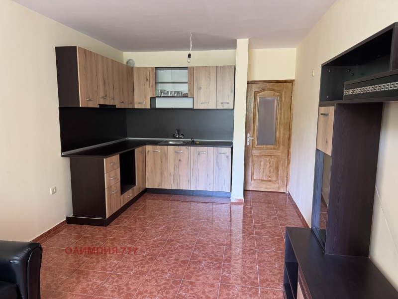 Продава  3-стаен град Плевен , Идеален център , 90 кв.м | 82553762 - изображение [3]