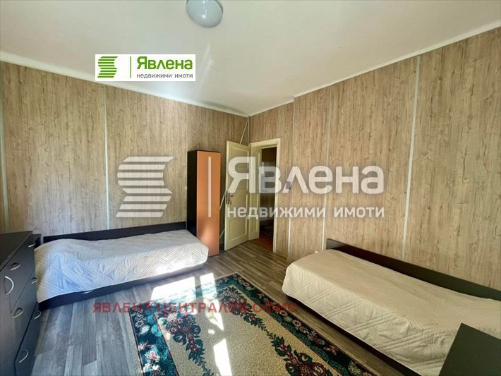 Продава ЕТАЖ ОТ КЪЩА, гр. София, Оборище, снимка 2 - Етаж от къща - 47309219