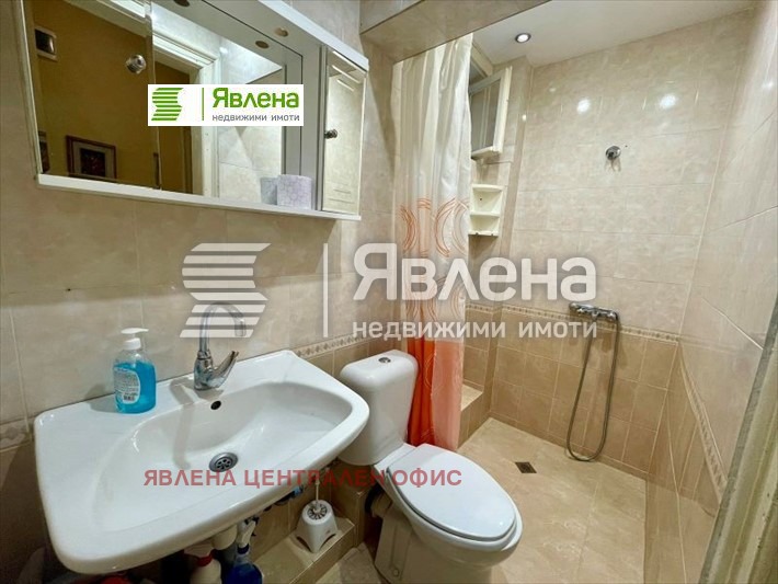 Продава ЕТАЖ ОТ КЪЩА, гр. София, Оборище, снимка 8 - Етаж от къща - 47309219