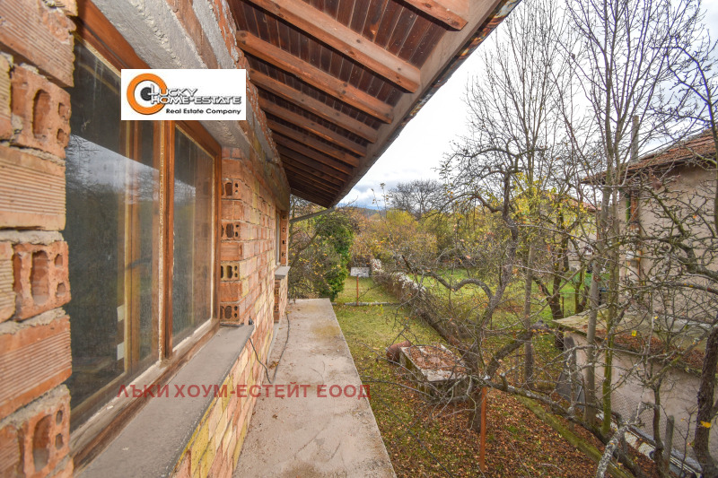 Продава КЪЩА, с. Студена, област Перник, снимка 6 - Къщи - 52334247