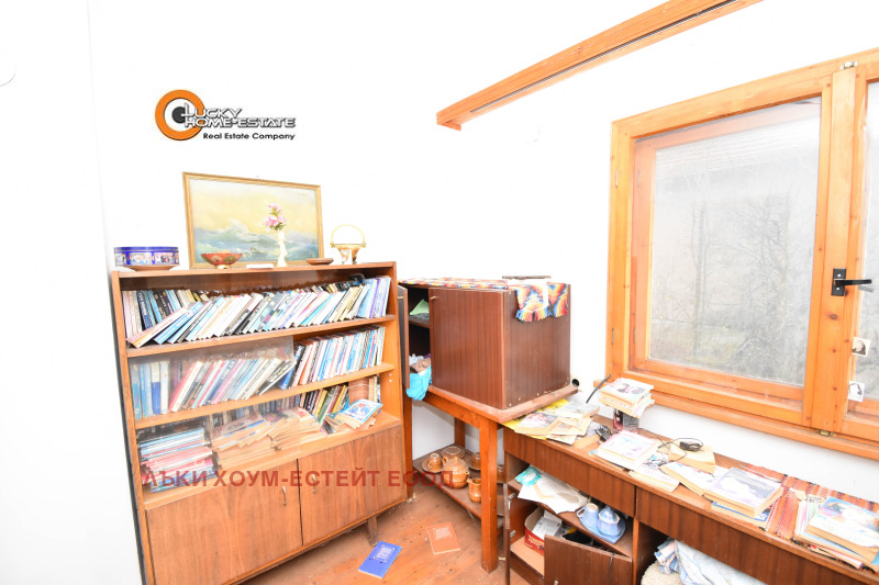 Продава КЪЩА, с. Студена, област Перник, снимка 7 - Къщи - 52334247