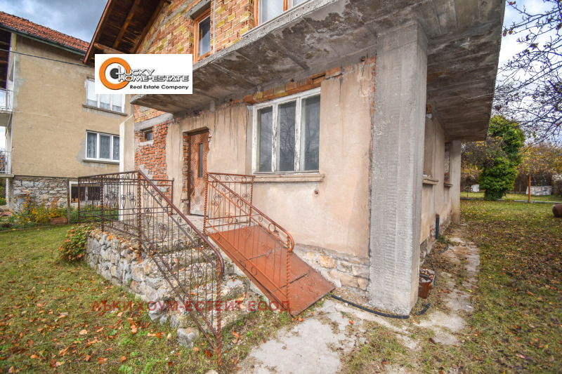Продава КЪЩА, с. Студена, област Перник, снимка 14 - Къщи - 52334247