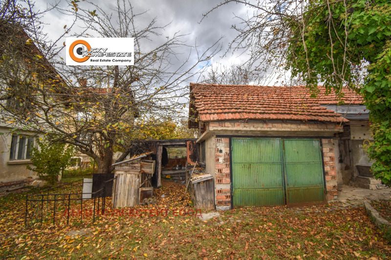 Продава КЪЩА, с. Студена, област Перник, снимка 5 - Къщи - 52334247