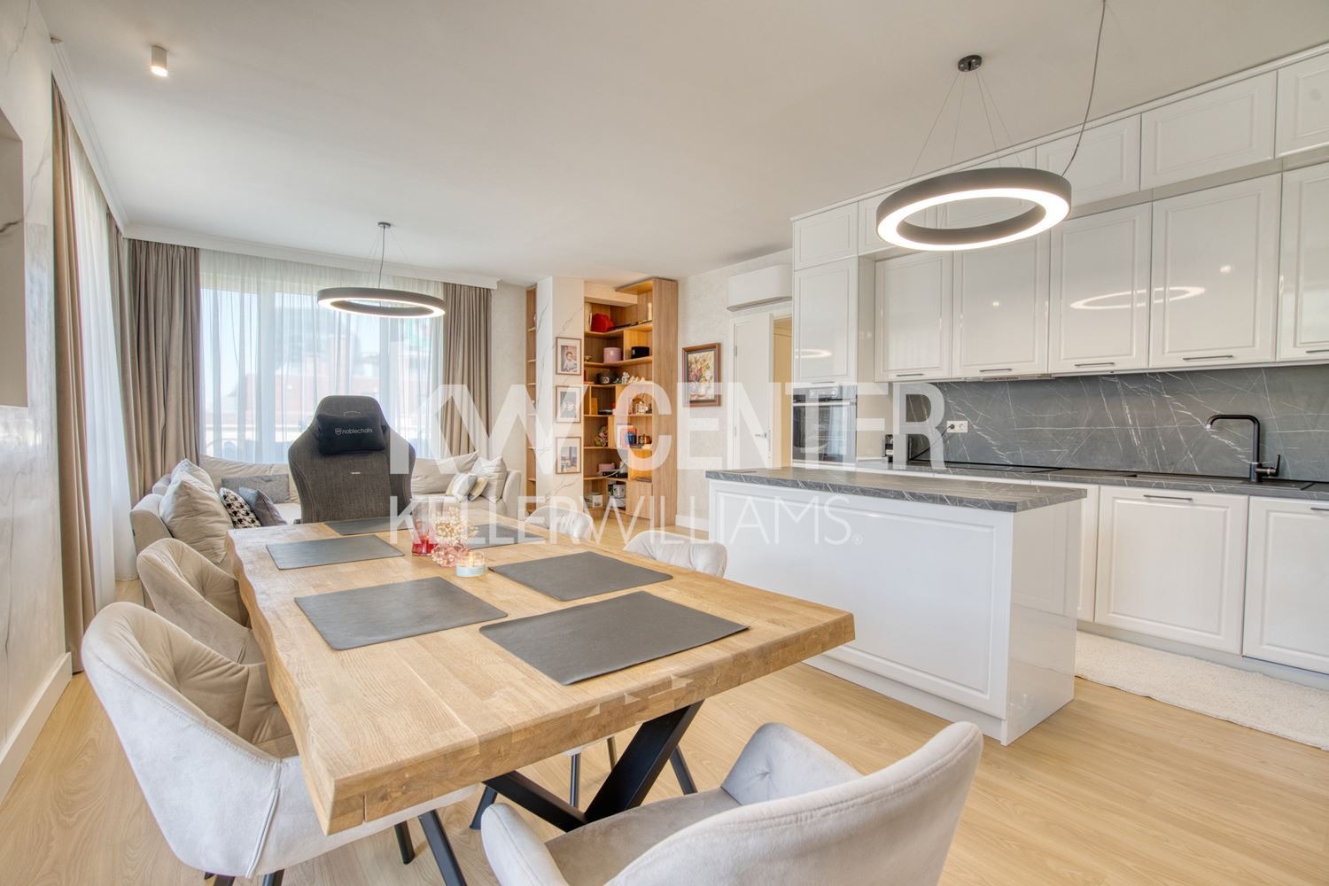 Продава МНОГОСТАЕН, гр. София, Манастирски ливади, снимка 3 - Апартаменти - 55307686