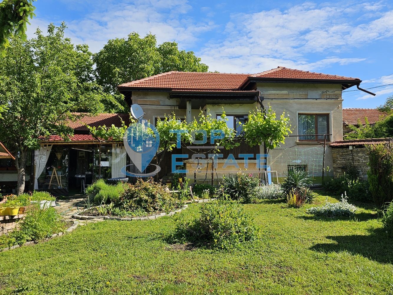 Продава КЪЩА, с. Паскалевец, област Велико Търново, снимка 2 - Къщи - 47712459