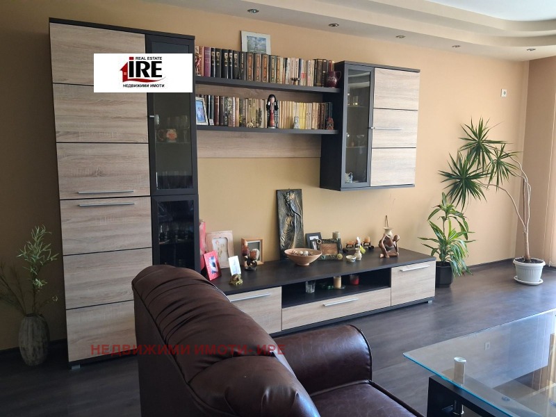 Продава 3-СТАЕН в град Хасково, Дружба 1 - 108 кв.м / При запитване, НЕДВИЖИМИ ИМОТИ- ИРЕ