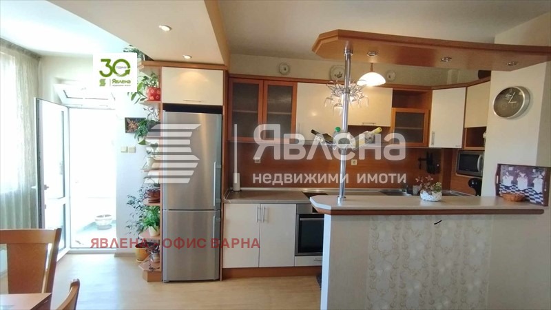 Продава 4-СТАЕН, гр. Варна, Аспарухово, снимка 4 - Aпартаменти - 47111625