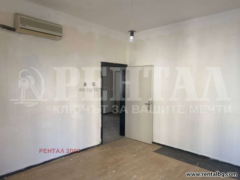 Продава МНОГОСТАЕН, гр. Пловдив, Център, снимка 8 - Апартаменти - 53097909