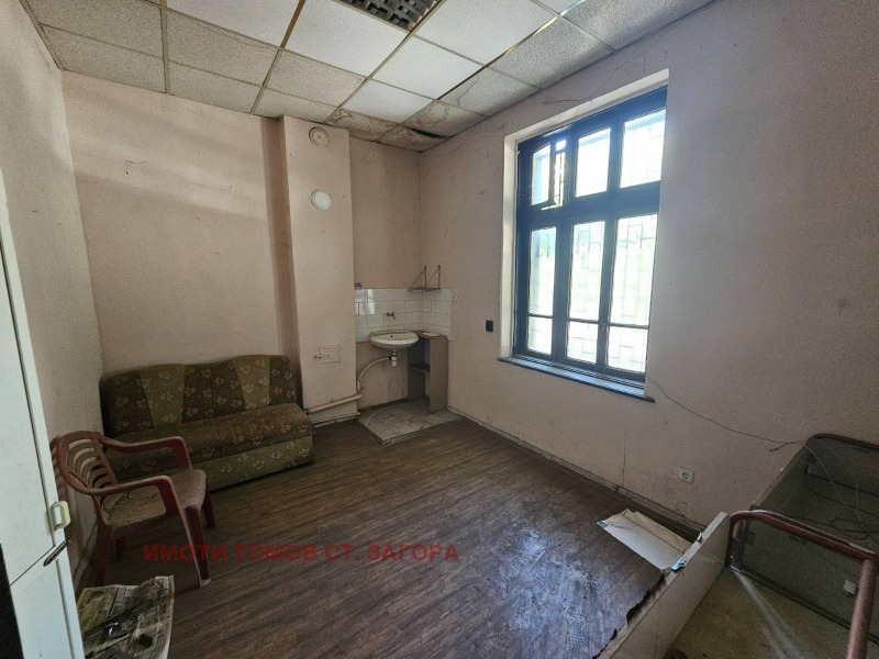 Te koop  Huis Stara Zagora , Tsentar , 100 m² | 84274966 - afbeelding [6]