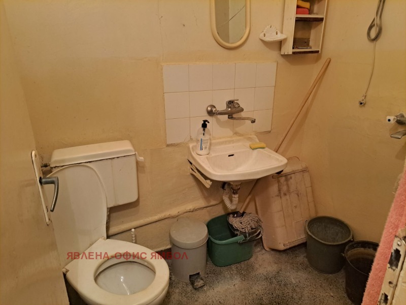 Продава 2-СТАЕН, гр. Ямбол, Зорница, снимка 3 - Апартаменти - 53531431