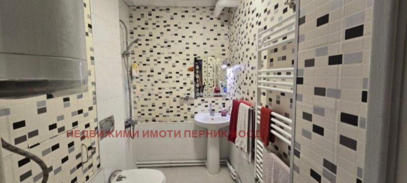 Продава  3-стаен област Перник , гр. Радомир , 85 кв.м | 81643859 - изображение [3]
