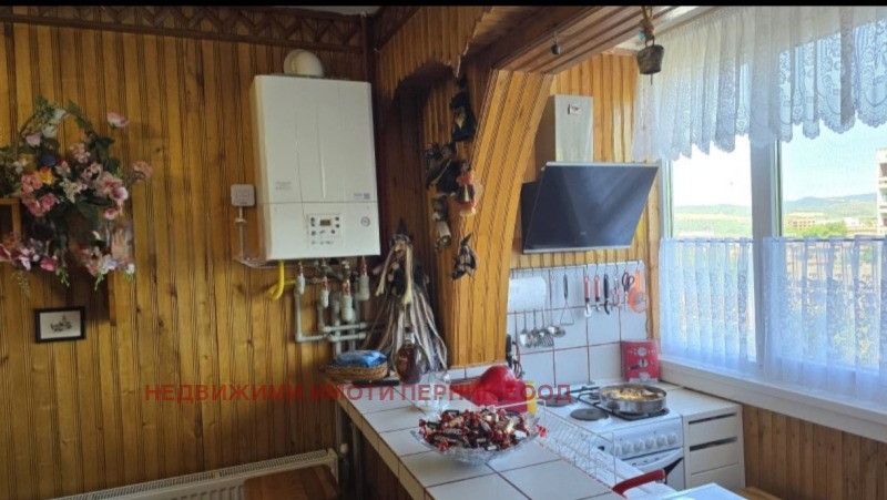 Продава  3-стаен област Перник , гр. Радомир , 85 кв.м | 81643859 - изображение [8]