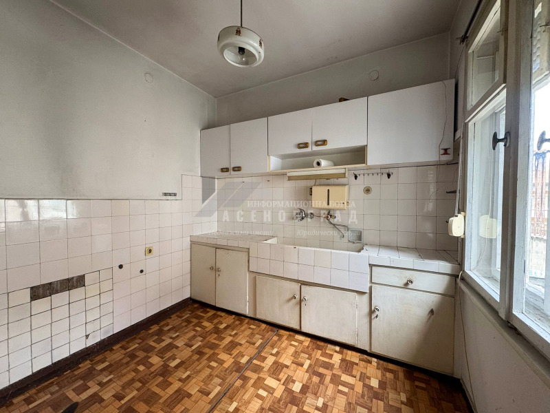 Till salu  Hus Golv region Plovdiv , Asenovgrad , 128 kvm | 23457108 - bild [8]
