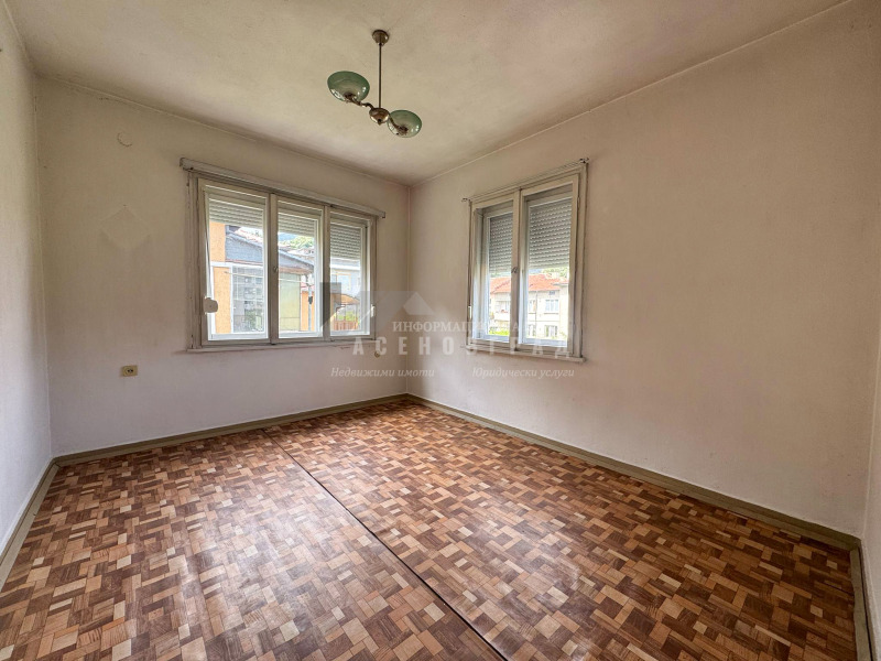 Till salu  Hus Golv region Plovdiv , Asenovgrad , 128 kvm | 23457108 - bild [9]