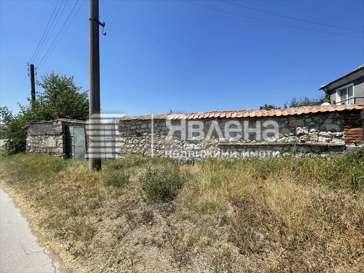 Продава КЪЩА, с. Болярино, област Пловдив, снимка 4 - Къщи - 46436530