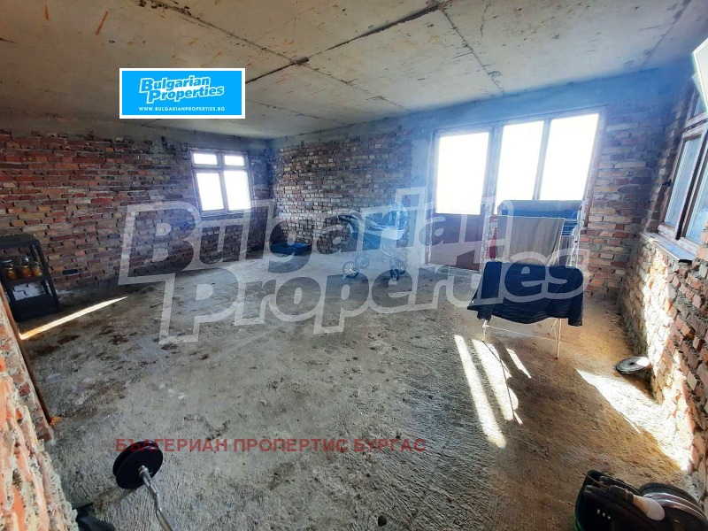 Продава КЪЩА, гр. Бургас, област Бургас, снимка 8 - Къщи - 52440676