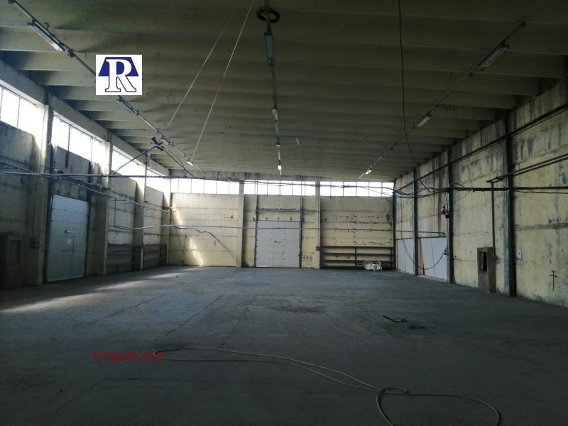 Продава ПРОМ. ПОМЕЩЕНИЕ в област Пловдив, гр. Асеновград - 20000 кв.м / 2 200 000 € » 4 302 826.00 лв., РУБИКОН
