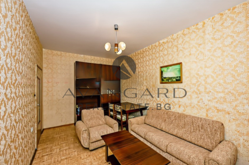Til salg  1 soveværelse Plovdiv , Tsentar , 45 kvm | 27362338 - billede [2]