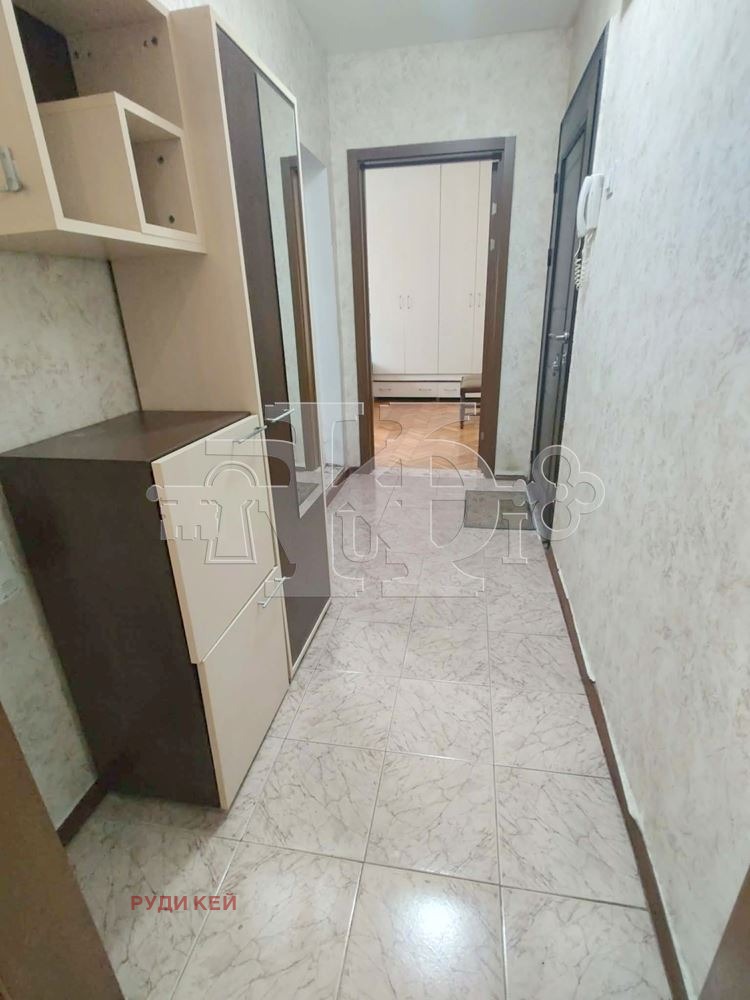 Продава 3-СТАЕН, гр. Добрич, Център, снимка 9 - Апартаменти - 54028523