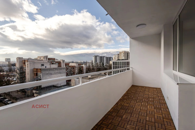 Продава МНОГОСТАЕН, гр. София, Изгрев, снимка 14 - Апартаменти - 53591752