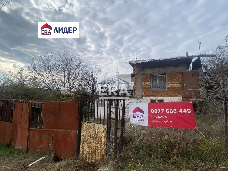Продава КЪЩА, гр. Русе, в.з. Средна кула, снимка 2 - Къщи - 53779516