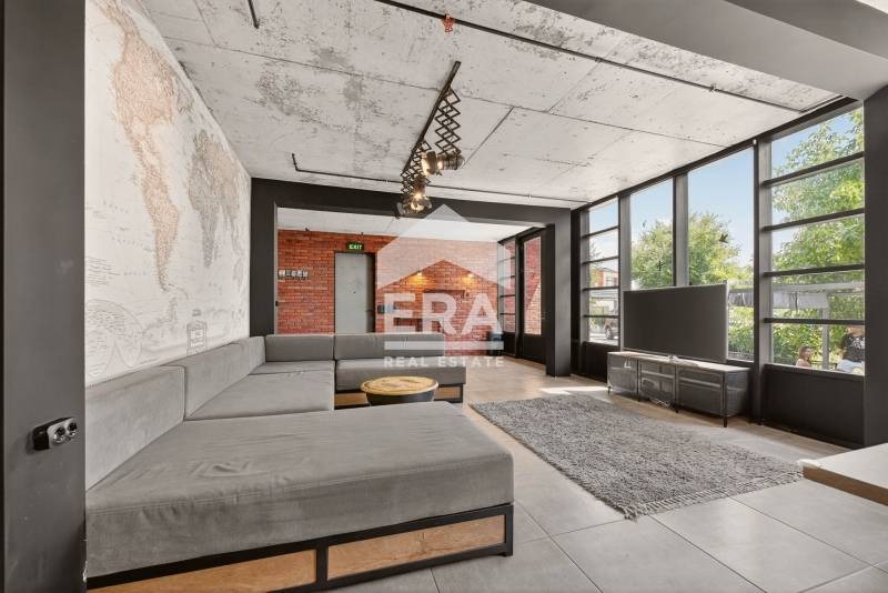 Продава КЪЩА, гр. Варна, м-т Сълзица, снимка 12 - Къщи - 53800395