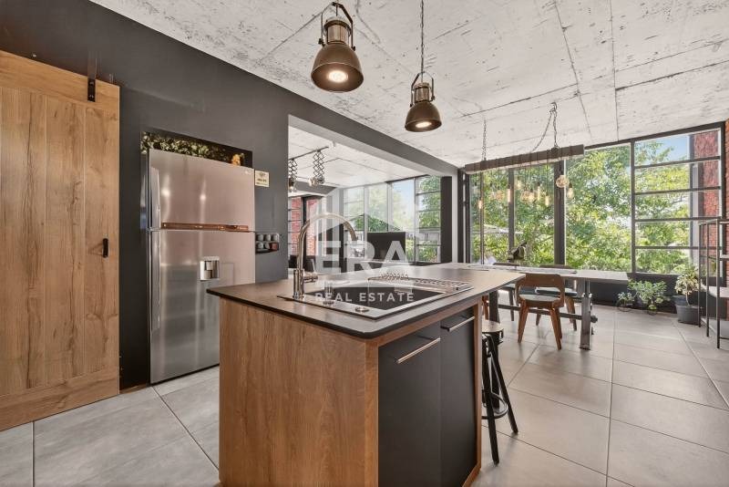 Продава КЪЩА, гр. Варна, м-т Сълзица, снимка 6 - Къщи - 53800395