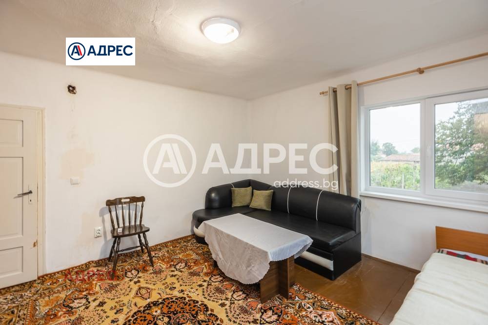 Продава КЪЩА, с. Генерал Киселово, област Варна, снимка 9 - Къщи - 54039538