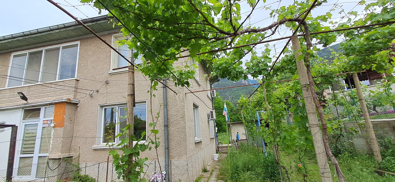 Продава ЕТАЖ ОТ КЪЩА | Imot.bg — изображение 1