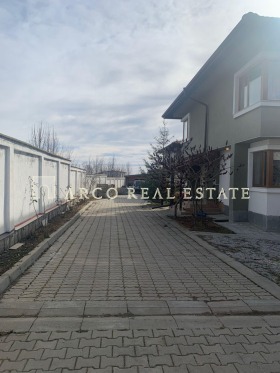 Продажба на имоти в с. Хераково, област София — страница 2 - изображение 4 