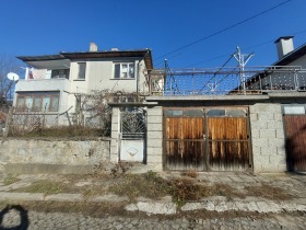 Casa Elena, região Veliko Tarnovo 1