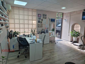 Boutique Chirok tsentar, Pleven 1