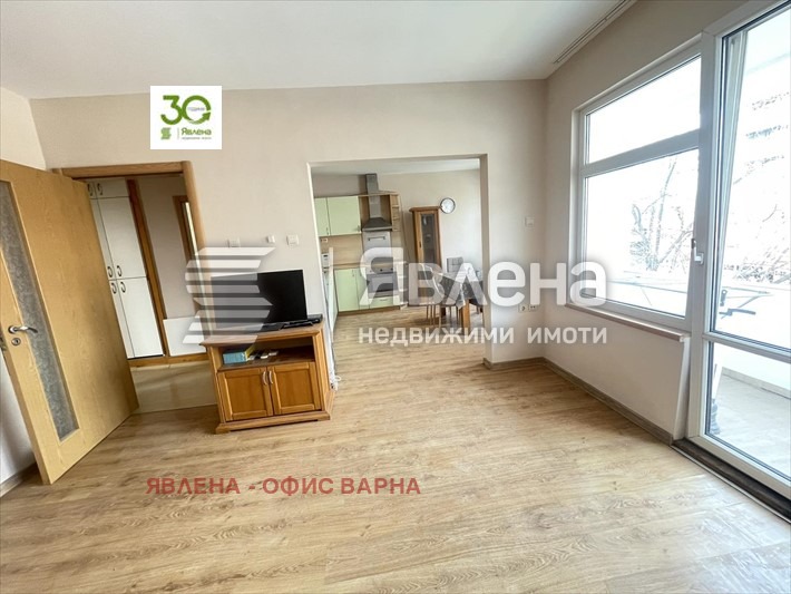 Продава 3-СТАЕН, гр. Варна, Централна поща, снимка 2 - Aпартаменти - 47442397