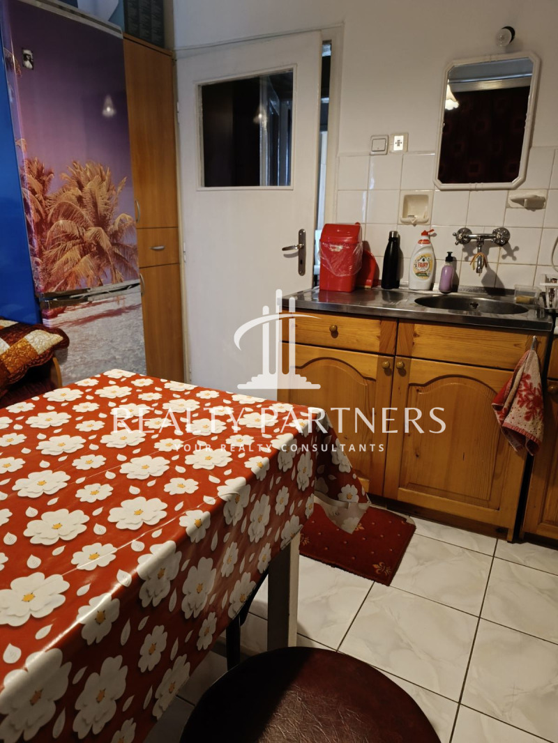 Eladó  3 hálószobás Pernik , Centar , 83 négyzetméter | 39403488 - kép [4]