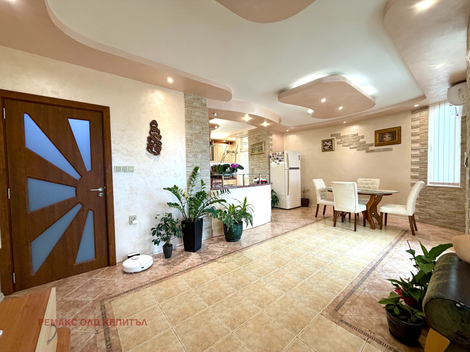 Продава 3-СТАЕН, гр. Велико Търново, Център, снимка 2 - Апартаменти - 55192590