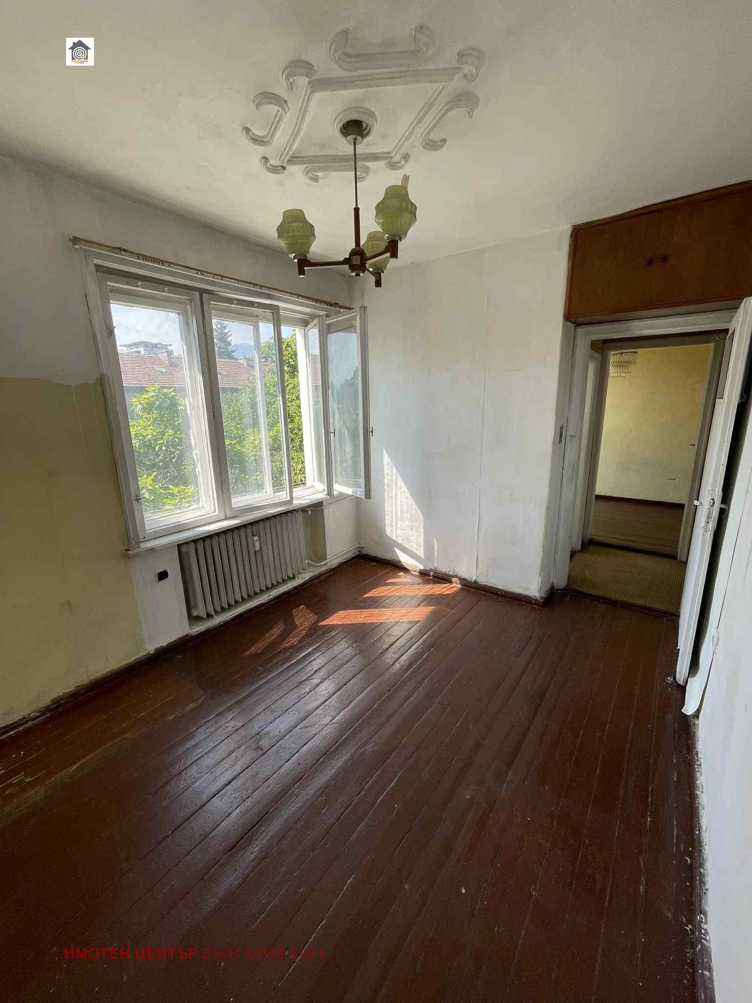 Продава 3-СТАЕН, гр. София, Хиподрума, снимка 4 - Апартаменти - 56021433